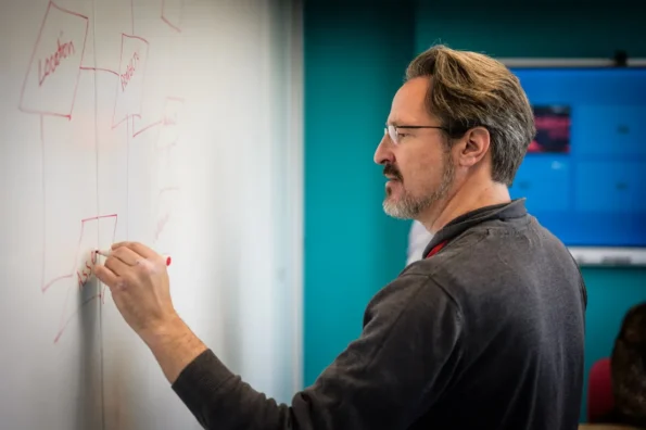 How to Find Generative AI Use Cases for Enterprise